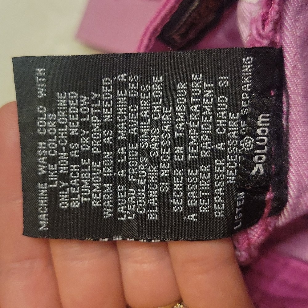 Volcom Shorts - Picture 8 of 8